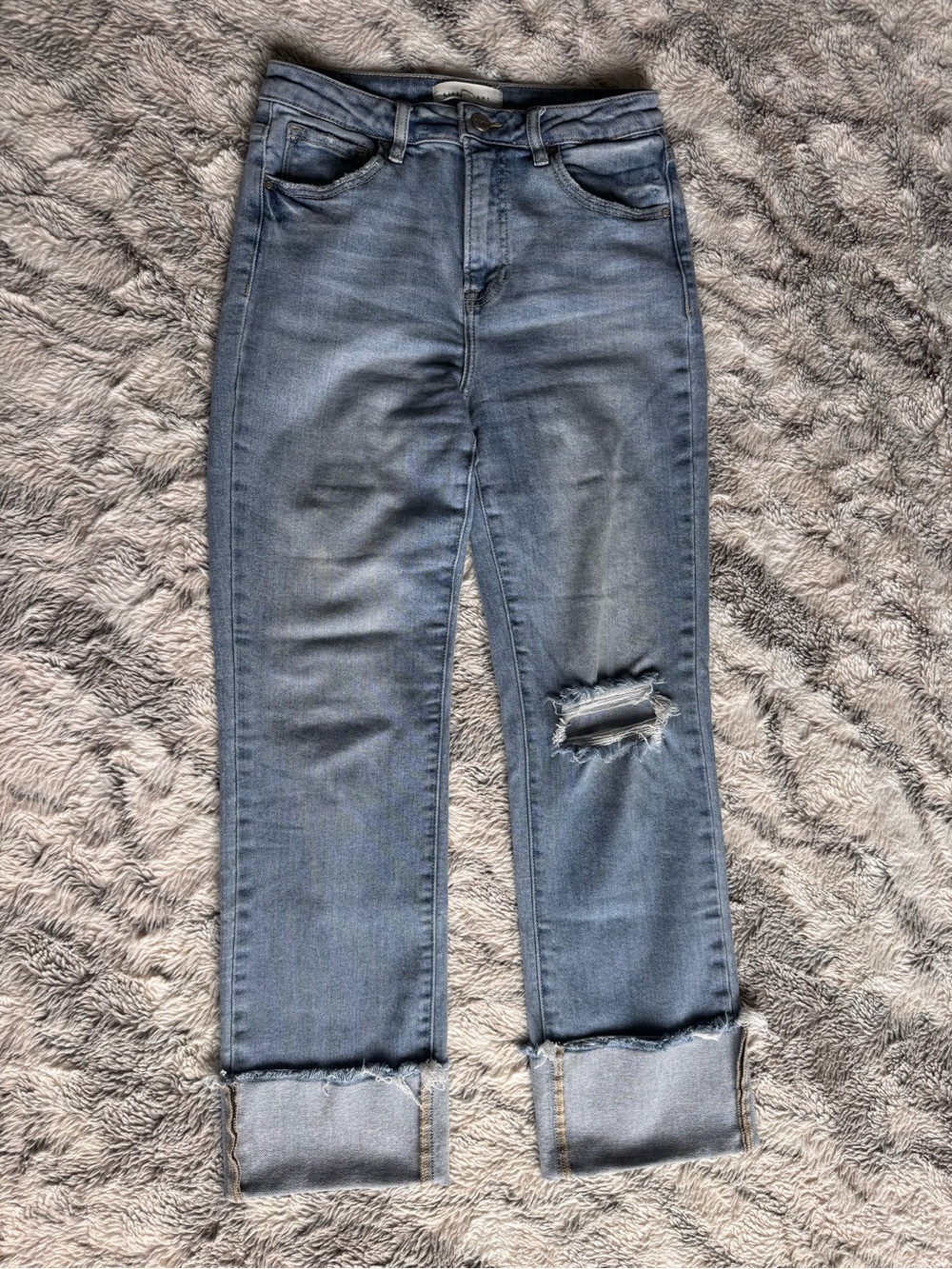 Risen High Rise Wide Cuffed Straight Jeans (Light Wash - Size 28/7)